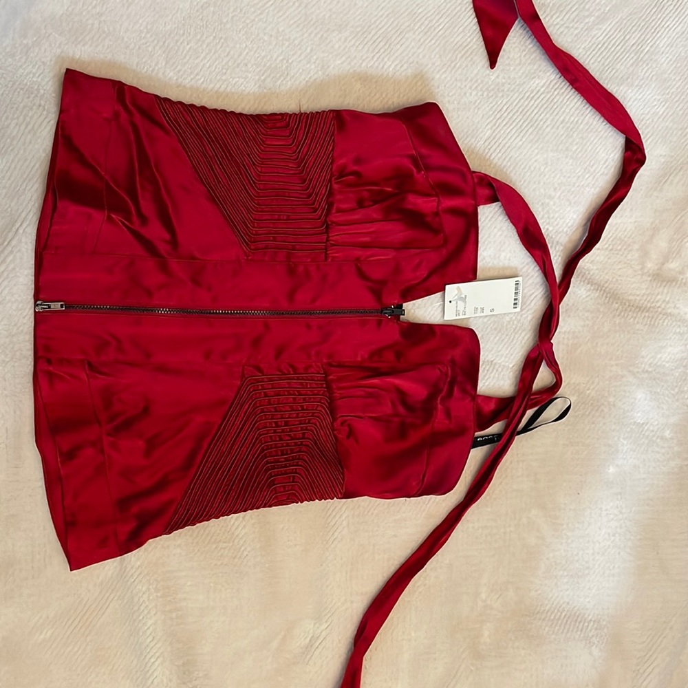 Bebe top size small good for a night out!